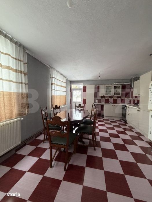 Casa P+M+beci,  211 mp utili, 432 mp teren, Livezi