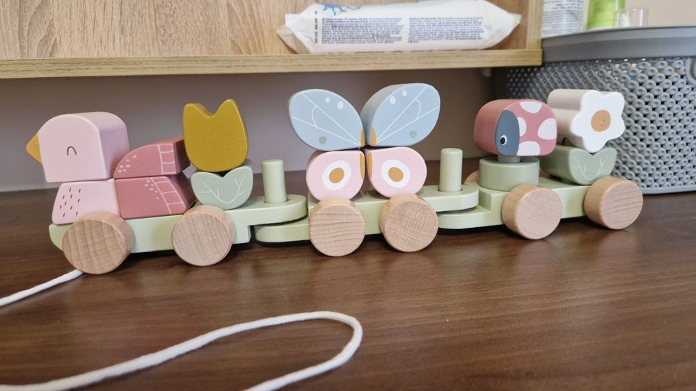 Влакче низанка Little dutch