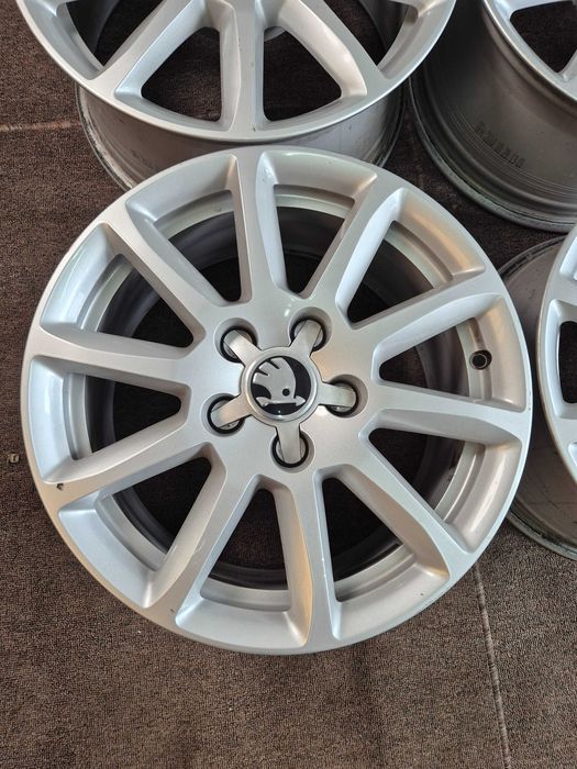 4 Jante Aliaj 5x112 16'' 7.5J ET 45 - OEM VW Golf Passat Touran Sharan Caddy T-ROC / Skoda Octavia Superb Karoq YETI