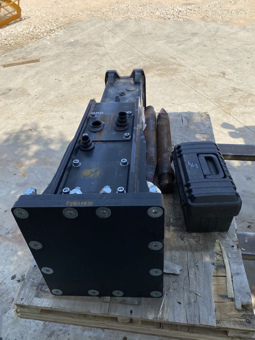 Хидравличен чук Нов!! За багер 460кг.