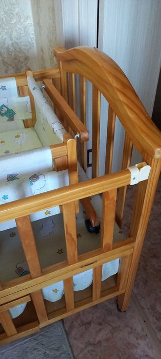 Продам детскую кровать