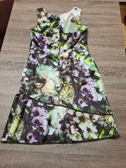 Rochie multicolor elegantă M