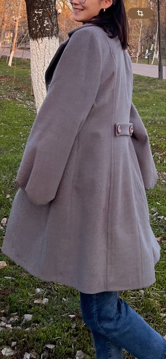 Пальто модная серая