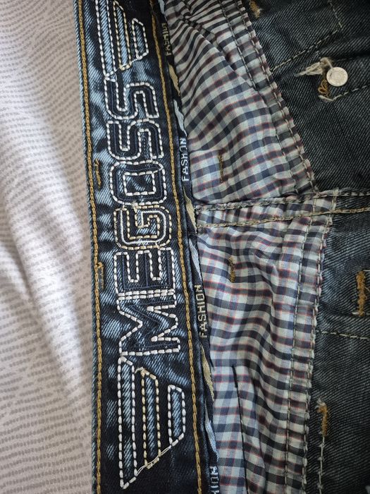 Продаются джинсы