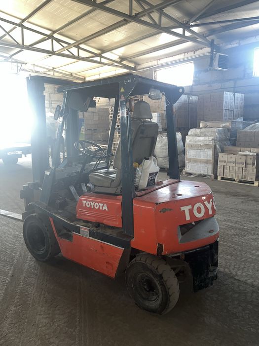 Продам Видочный погрузчик