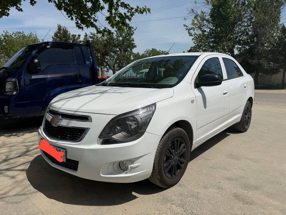 Chevrolet Cobalt 2025 — 4