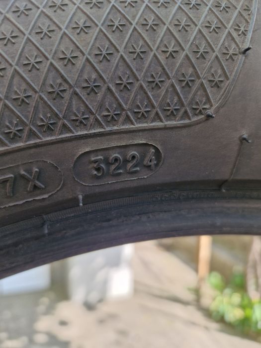 Продавам зимни гуми 235/55/18