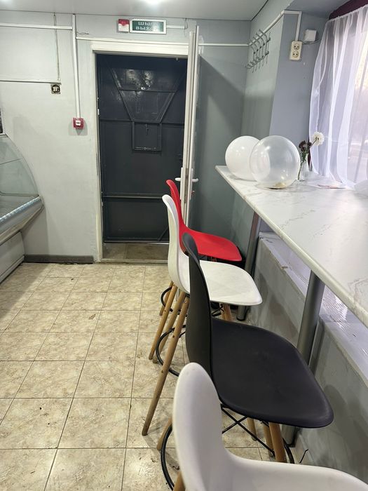 Сдам  остановку под бизнес срочно