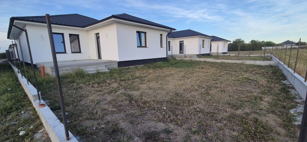 Vind casa noua Satu Mare str Alexandru Odobescu(piata de vechituri)nd