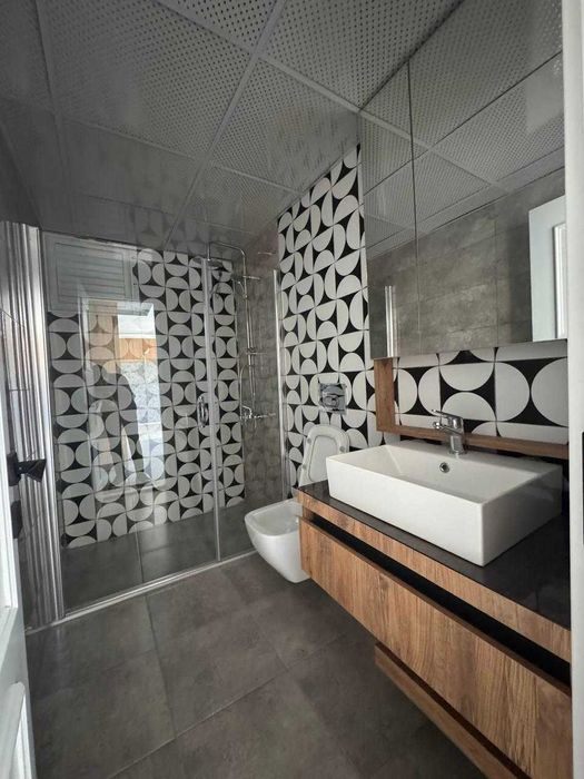 • Готов за нанасяне апартамент 1+1 • Паркинг • Басейн • Мерсин, Турция