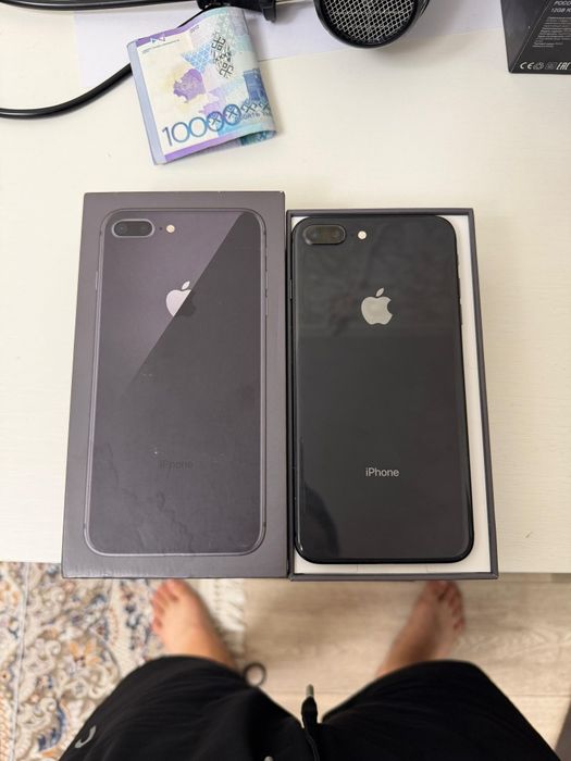 срочно продаю Айфон 8+ 128gb 76%!black