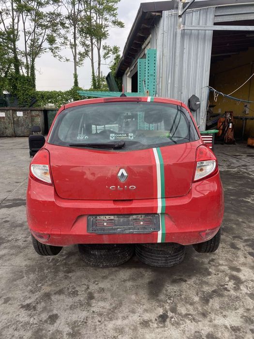 Renault Clio НА ЧАСТИ!!!