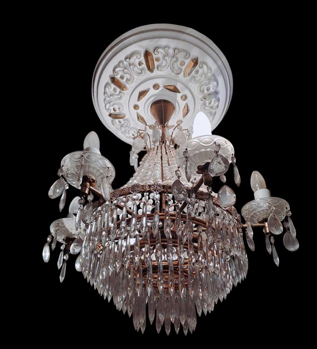 Candelabru cristal in stil Neoclasic