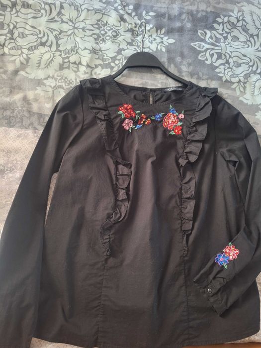 Дамска черна риза  MOHITO  colektion