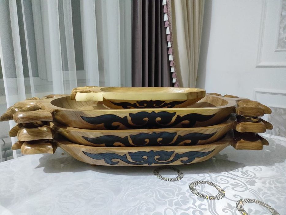 Астау қара ағаштан