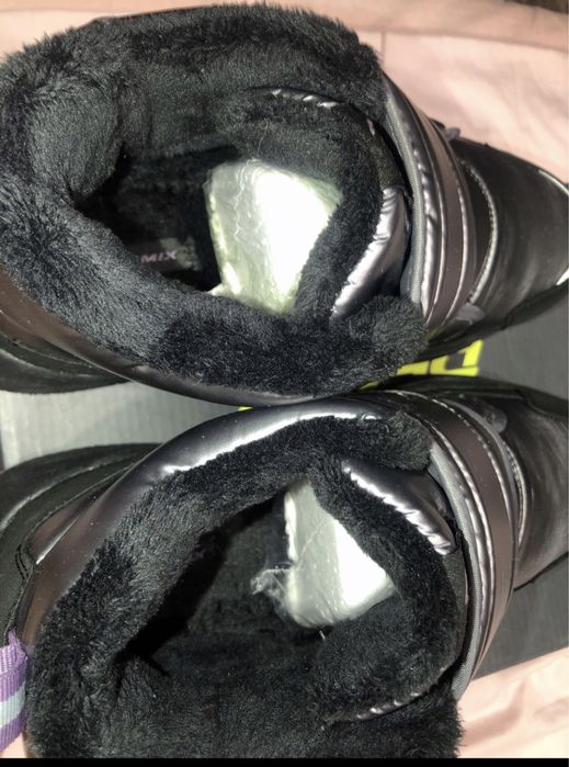 Зимние кроссовки