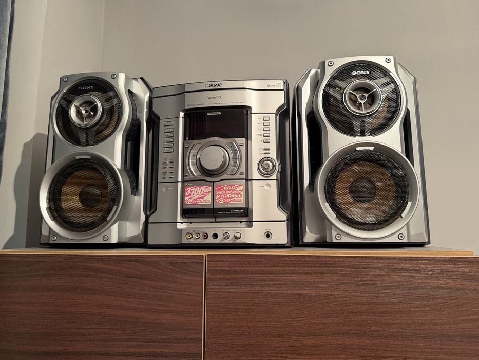 Продам магнитофон