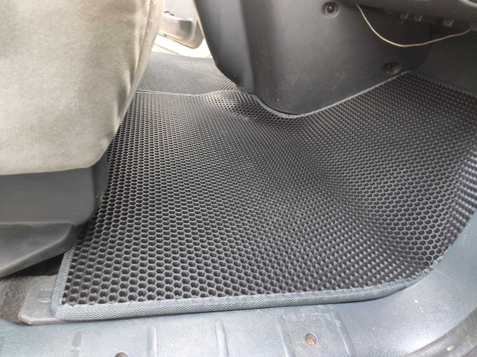 Автомобилни ЕВА Стелки по поръчка Уникална структура Opel Seat Skoda