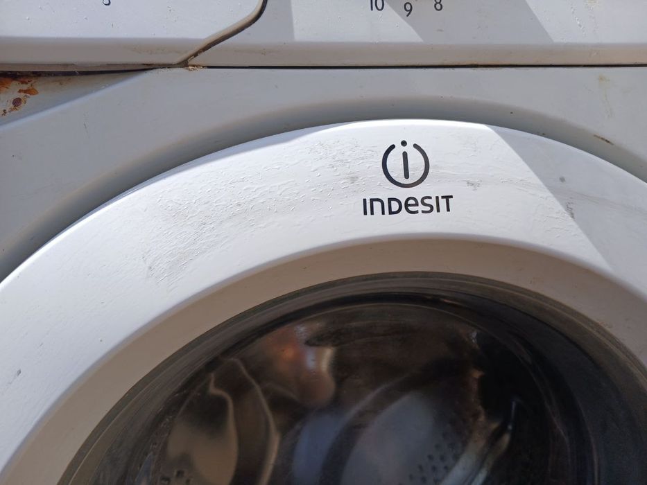 Стиральная машинка продаётся автомат 5 кг