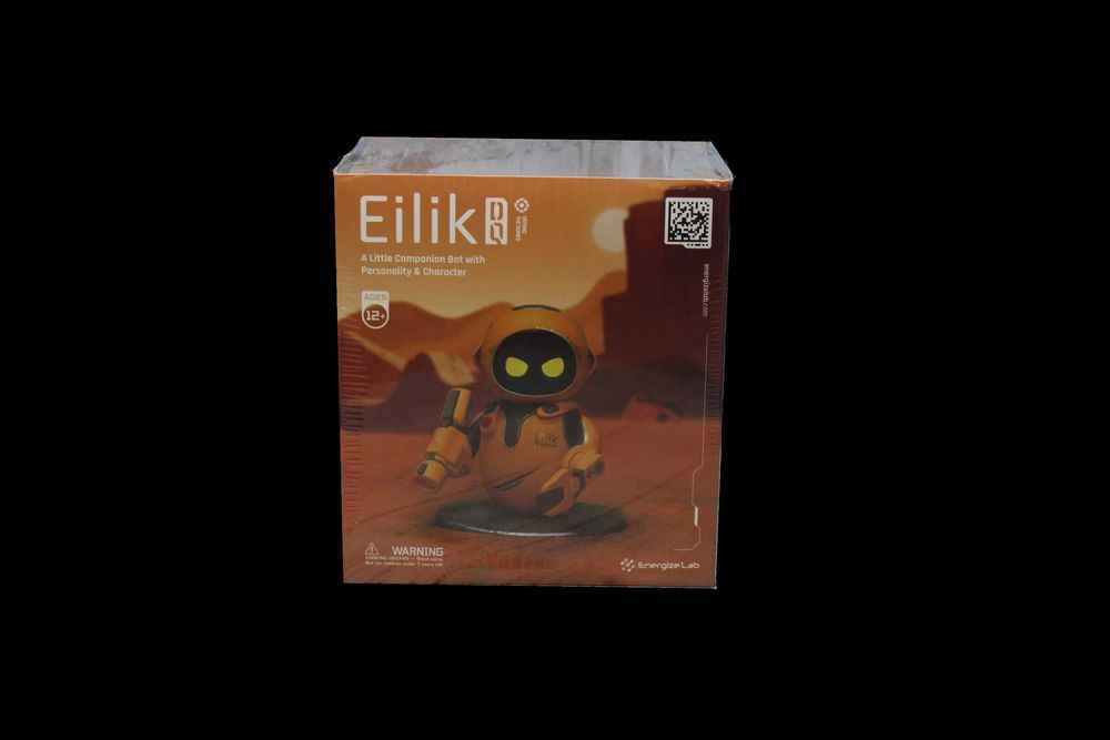 Eilik DQ DesertQuester — робот с боевыми аксессуарами