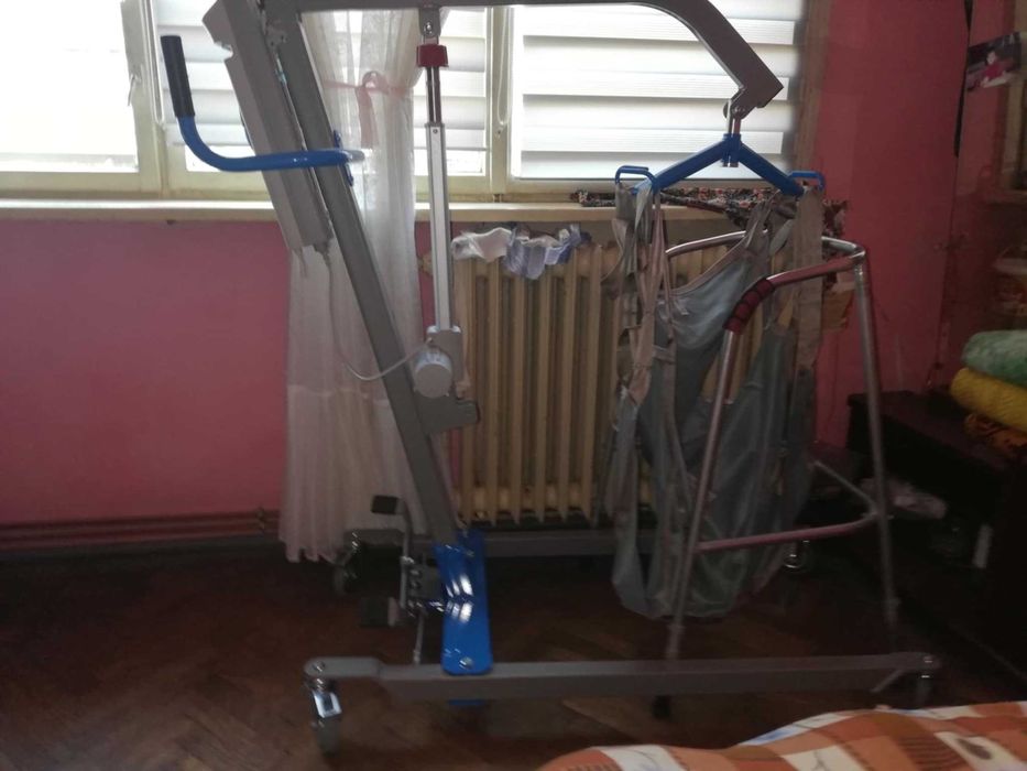 Dispozitiv ridicare pacienti TiMOTION Muevo , actionare cu pedala