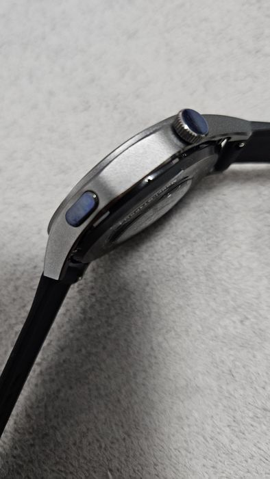 Vând ceas 4 pro+ negociabil