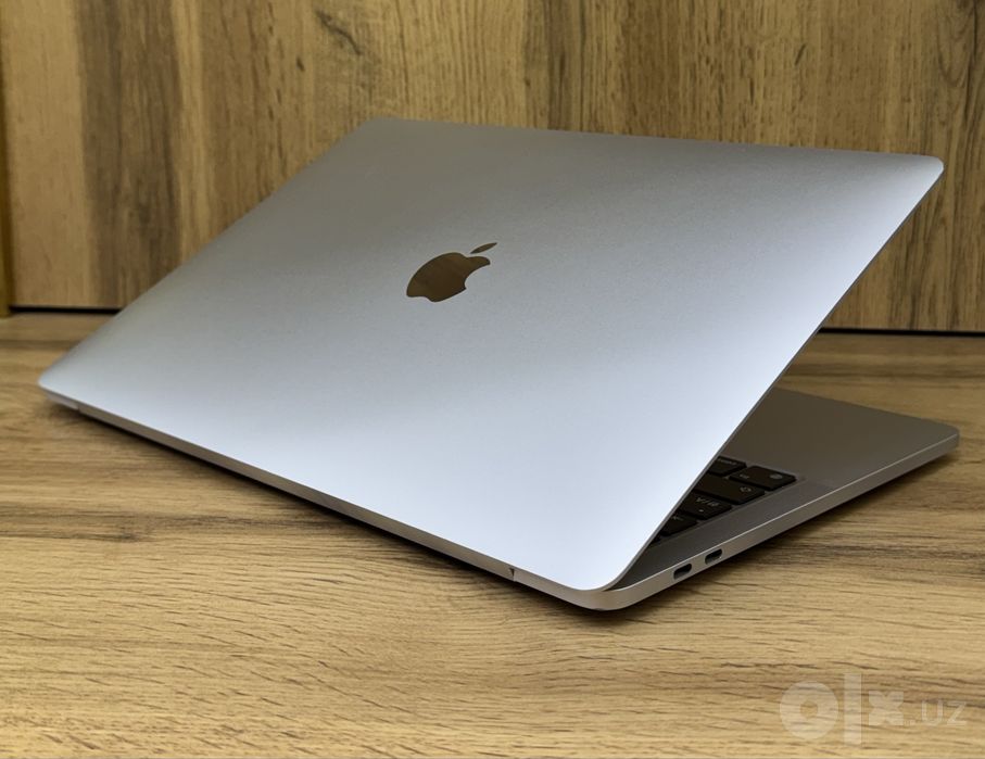 MacBook Pro M1 8/1TB 95%