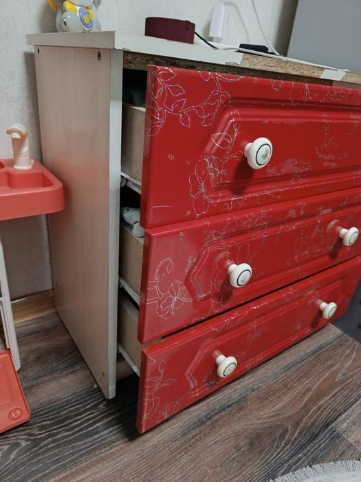 Детские комоды. Отдам даром