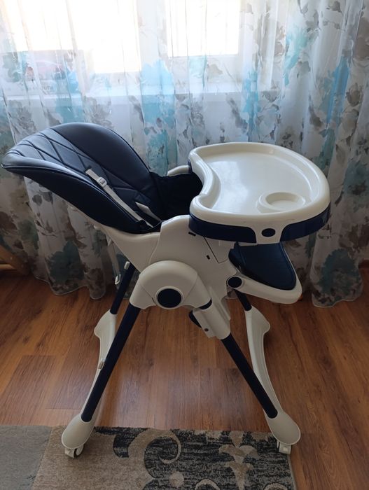 Стул для кормления.