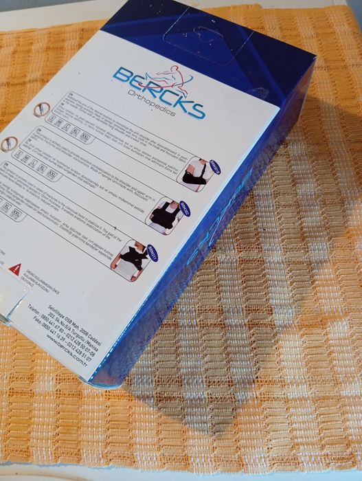 Vând orteza pentru umar