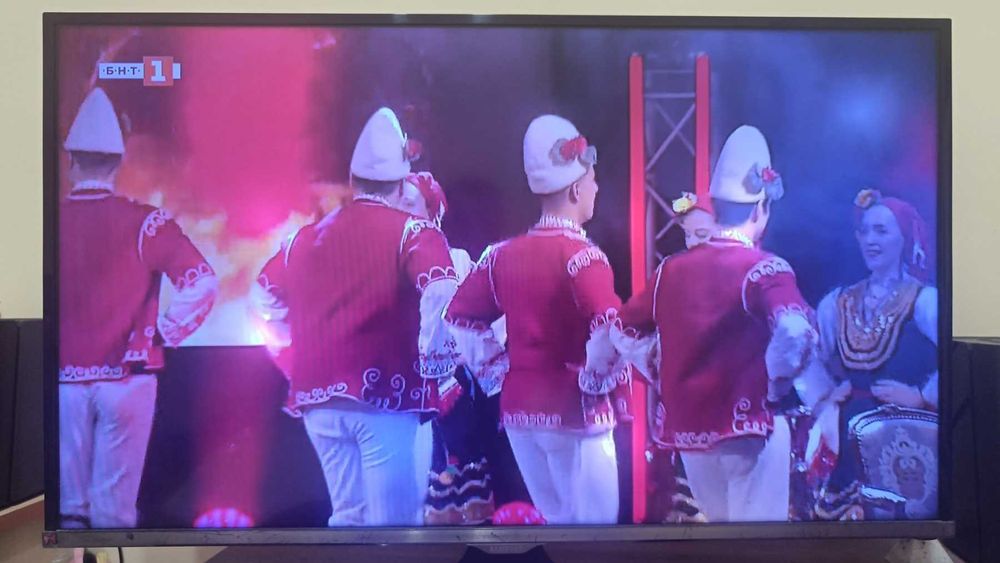 Телевизор Samsung UE32J5100AW – 32 инча, Full HD