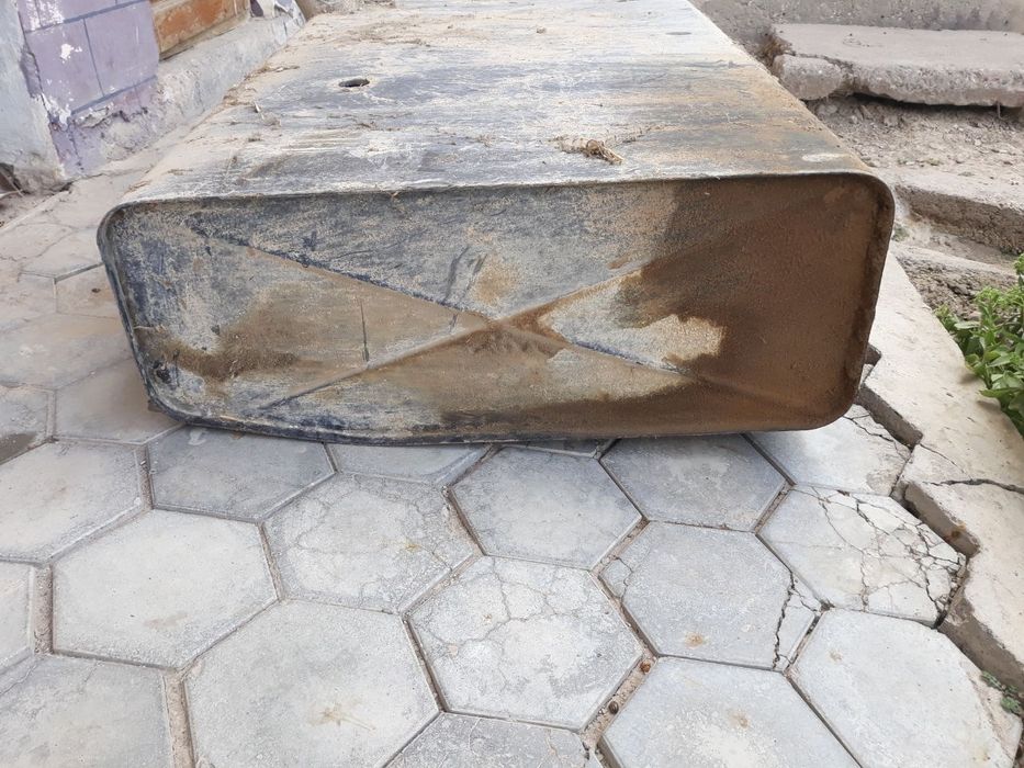 Avtobus baki sotiladi