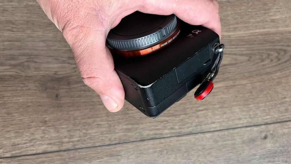 Sony A7R III, Full Frame, 42,4 MP, stare tehnică bună