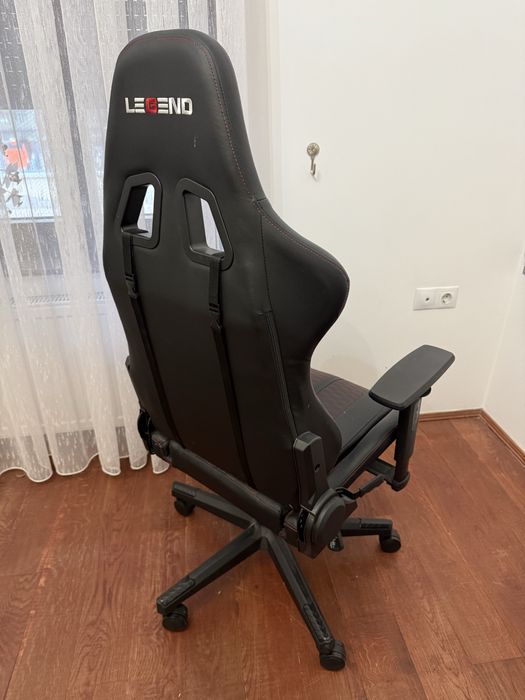 De vanzare scaun gaming Legend