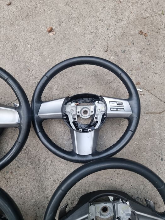 Руль на  Subaru BR 2014год .