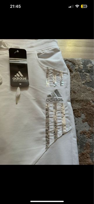 Pantaloni trei sferturi adidas