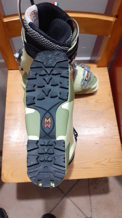Туринг точкови ски обувки