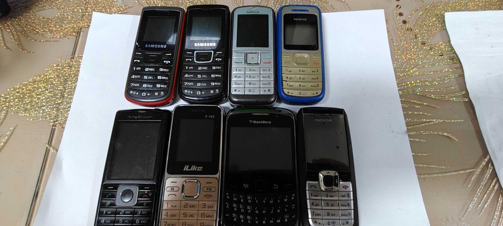 Telefoane cu butoane functionale