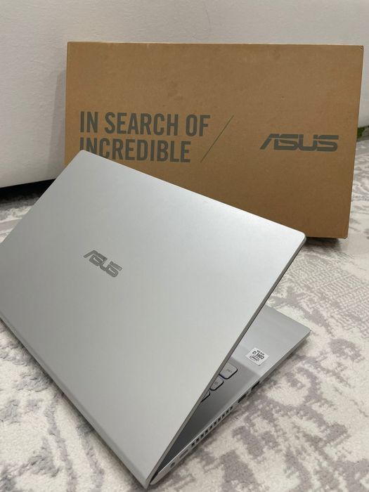 Ноутбук Asus в отличном состоянии