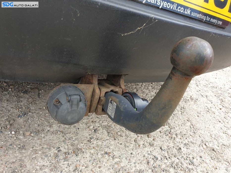 Cui Carlig Detasabil cu Cheie Remorcare Tractare Volkswagen Golf 5 Hatchback 2004 - 2008