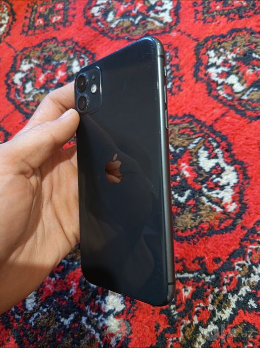 IPhone 11 srochniy sotiladi