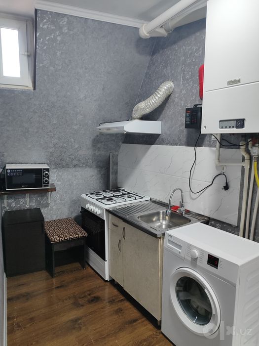 Срочно продаётся своя 1 ком.квартира в новостройке Карасу 6.Авайхон