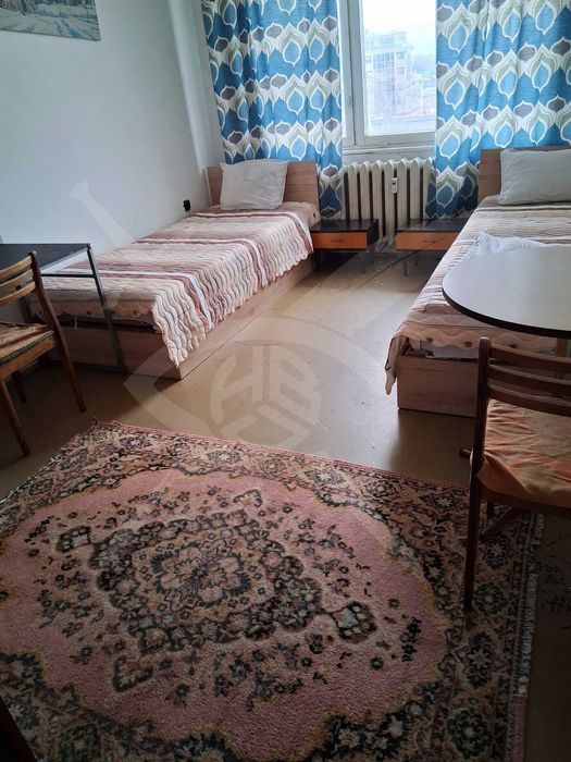 Дава се под наем  в Пловдив, Център - 100 кв.м за 350 € - Снимка #2