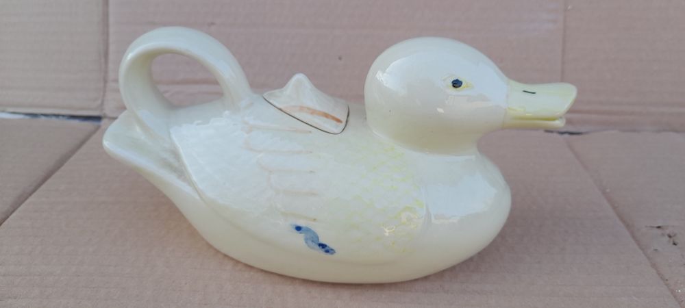 Ceainic vintage din ceramica