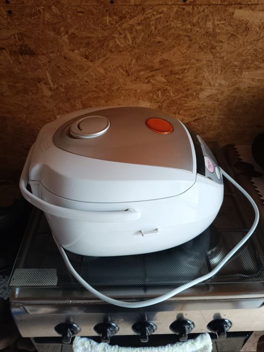 Aparat Multicooker Philips