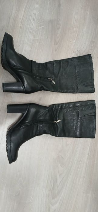 Cizme Damă mărimea 36 (piele naturală)