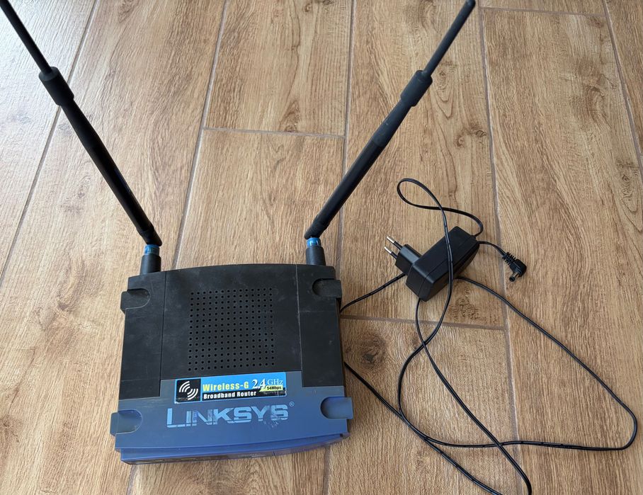 Linksys WRT54GL рутер и захранване
