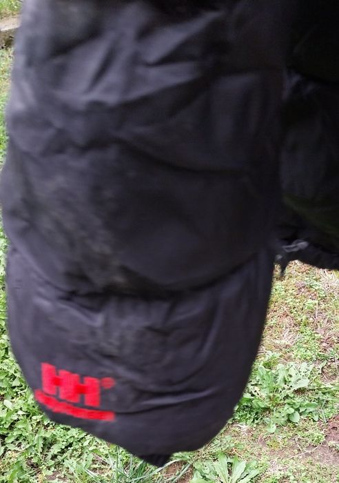 Продавам зимно яке HELLY HANSEN, с гъши пух