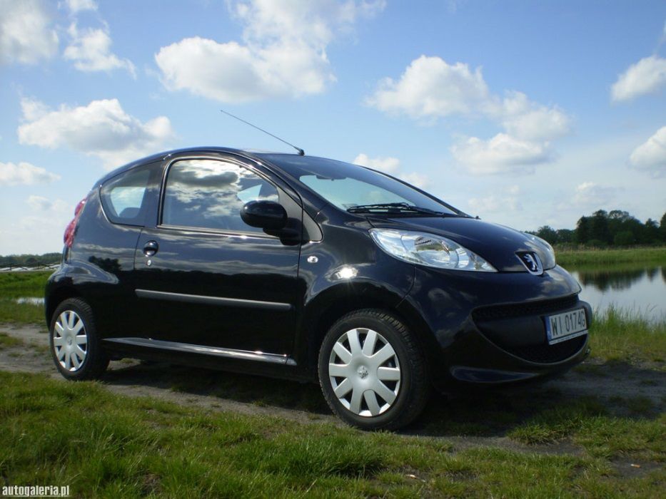 Продавам пежо 107 на части