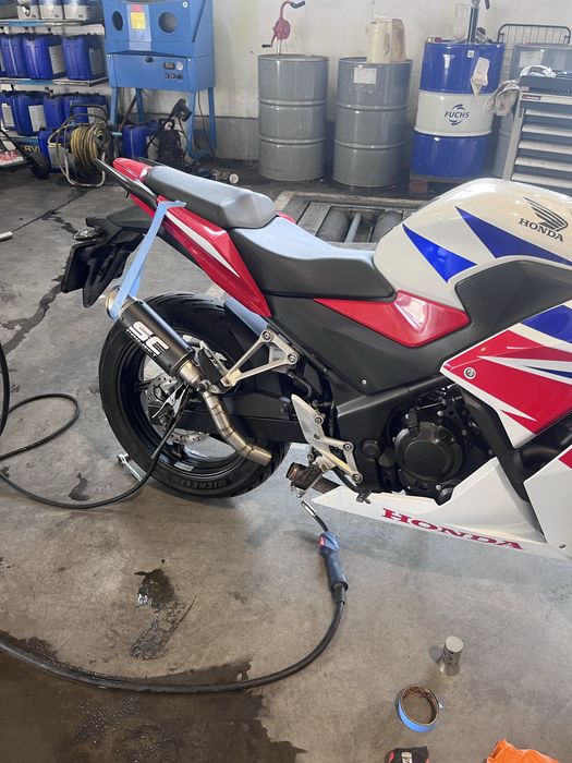 Honda CBR 300R 2015 A2